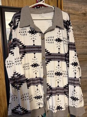 Aztec Print Button-Up Cardigan in Cream and Gray